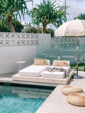 Sea Breeze on Oceanic, Luxury Beach Holiday Home